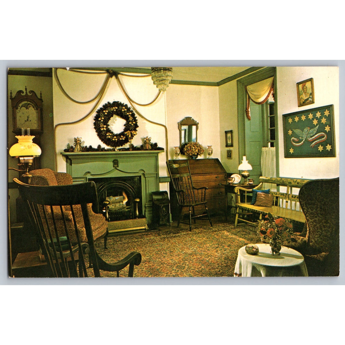 Scenery Hill PA Pennsylvania Century Inn Christmas Parlor Chrome Postcard Unused