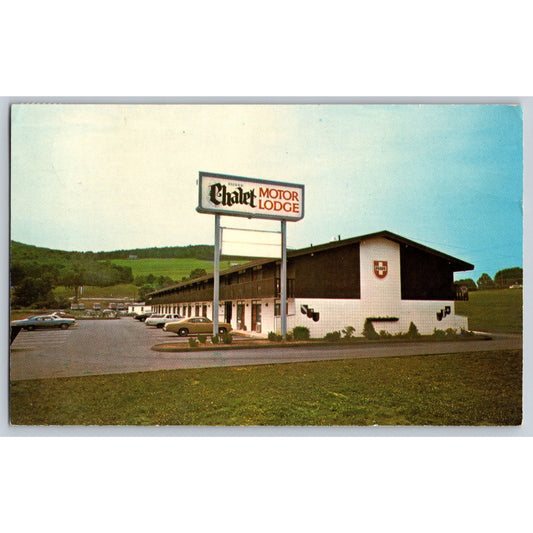 White River Junction VT Vermont Susse Chalet Motor Lodge Hotel Chrome Postcard