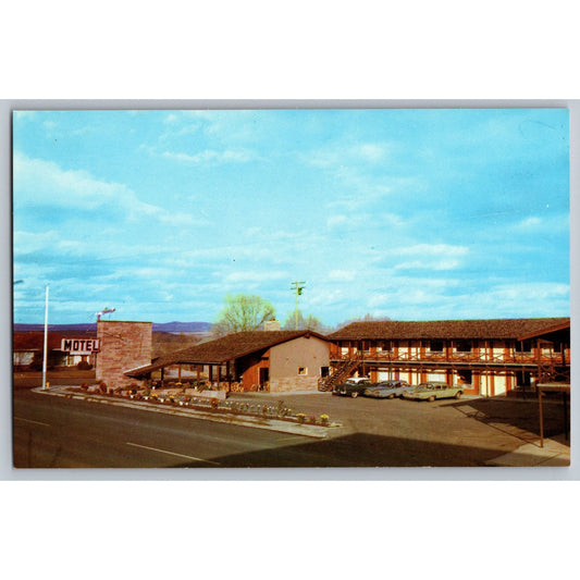 Burns OR Oregon Silver Spur Motel North Entrance Chrome Postcard Unused