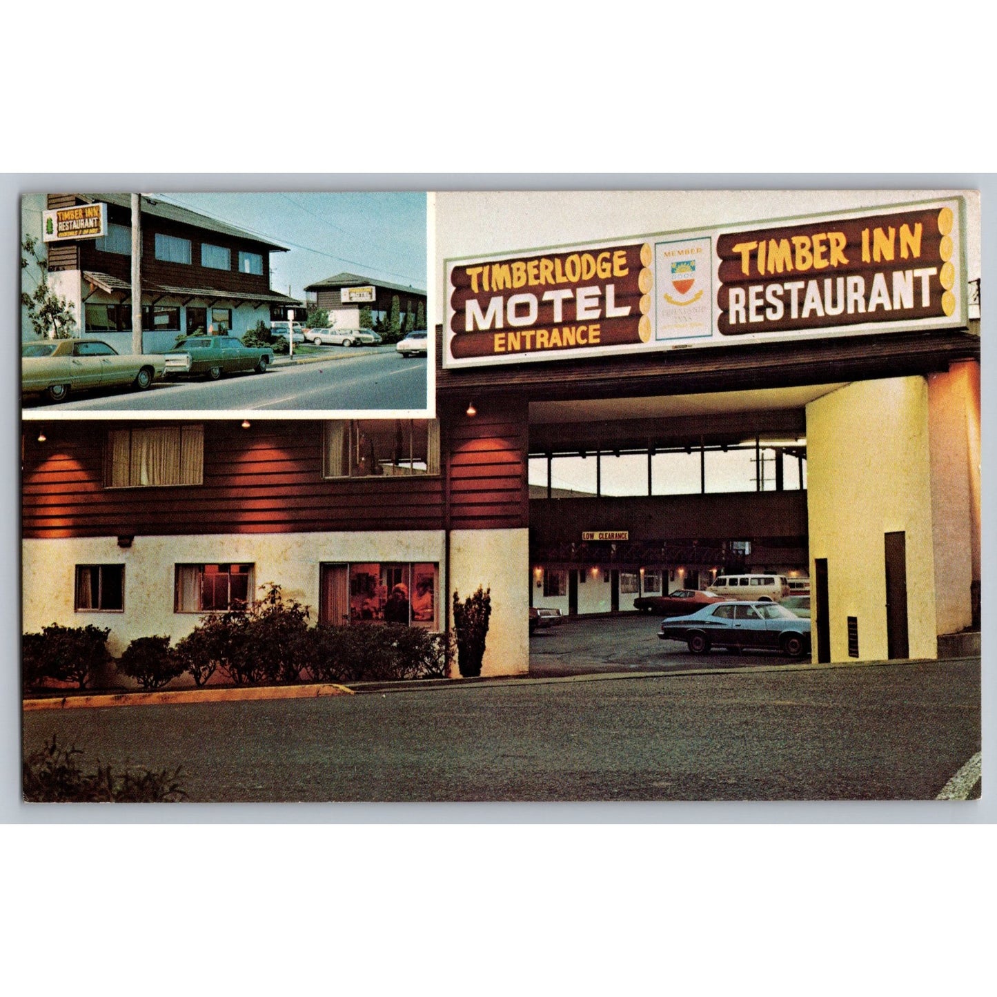 Coos Bay OR Oregon Timberlodge Motel 2 View Chrome Postcard Unused 1970s
