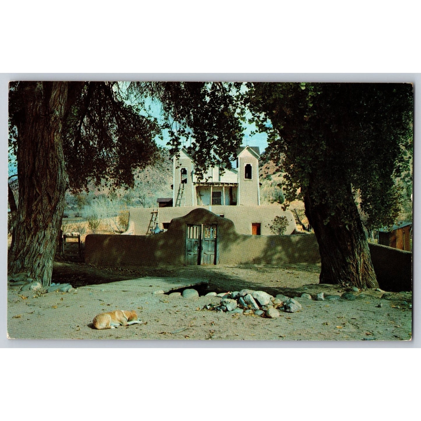 Espanola NM New Mexico Santuario de Chimayo Chrome Postcard Unused Petley Studios