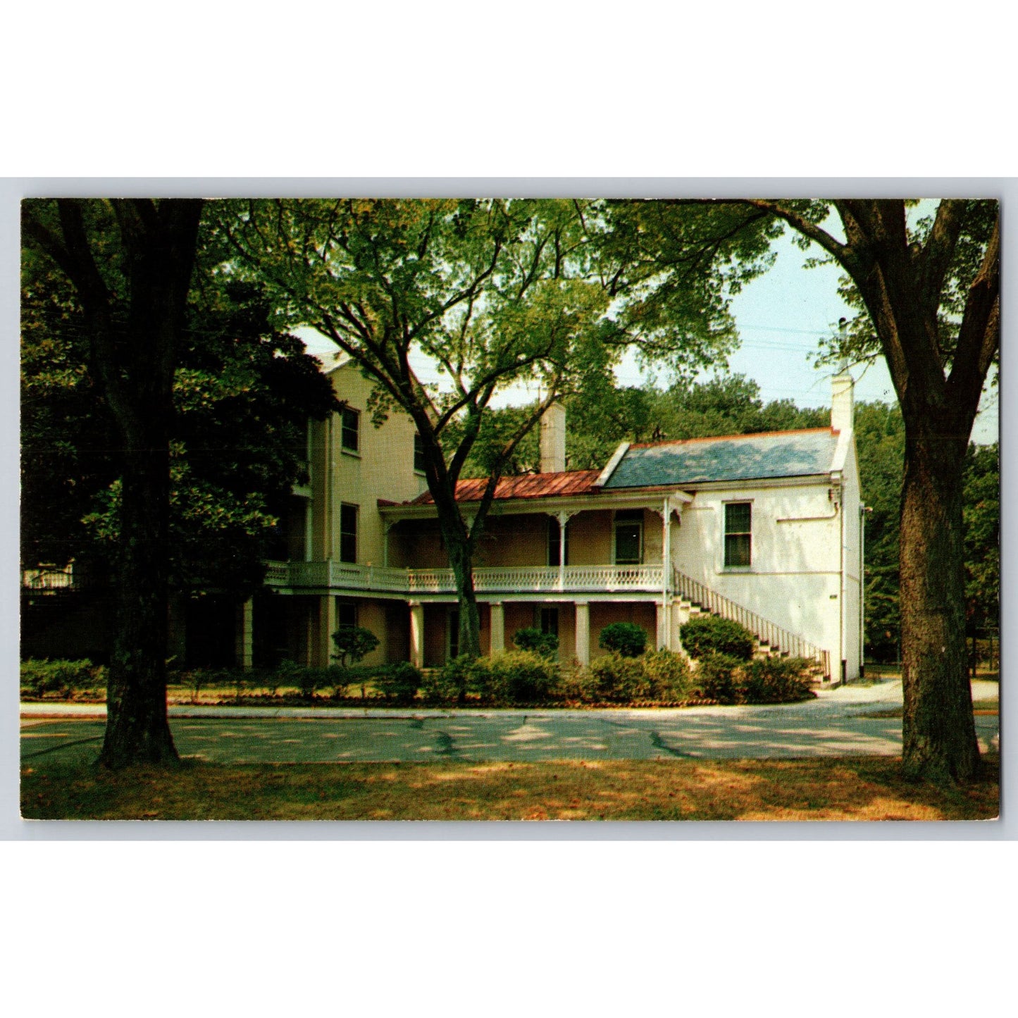 Fort Monroe VA Virginia Quarters No 1 Lafayette & Lincoln Chrome Postcard Unused