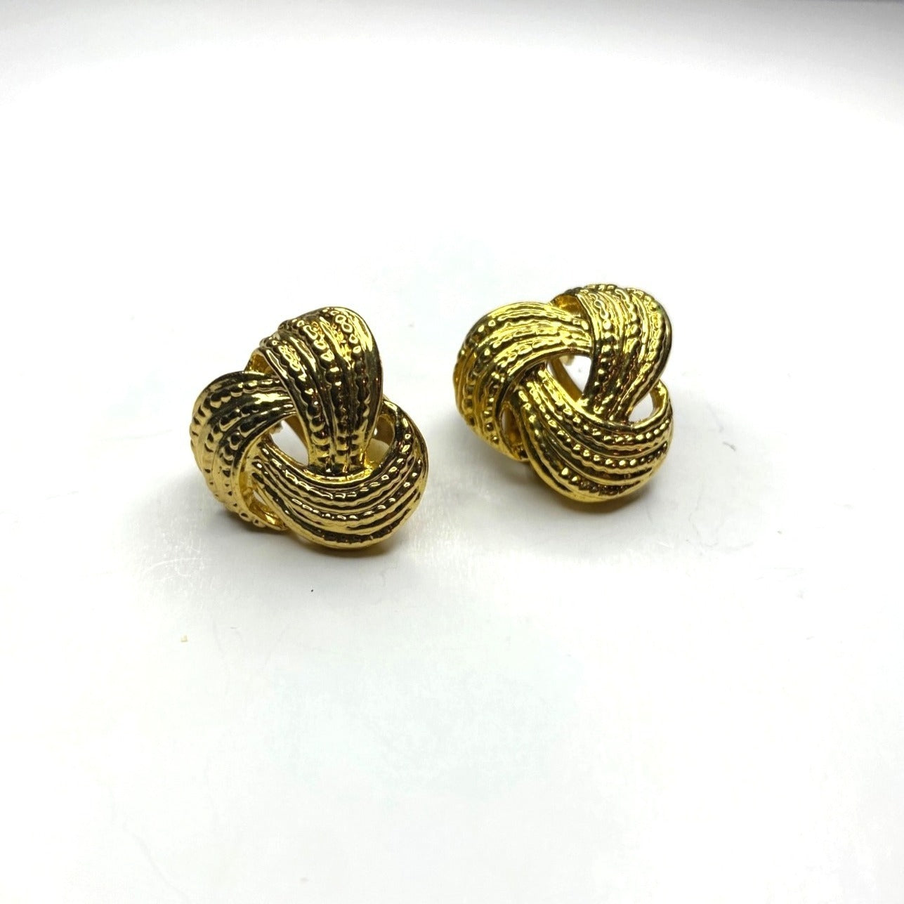 Vintage Earrings Clip On Gold Tone Rope Knot 80s Retro