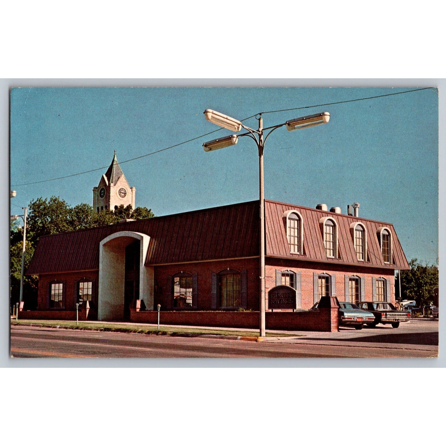 McPherson KS Kansas Progressive Pioneer Savings Bank Chrome Postcard Unused