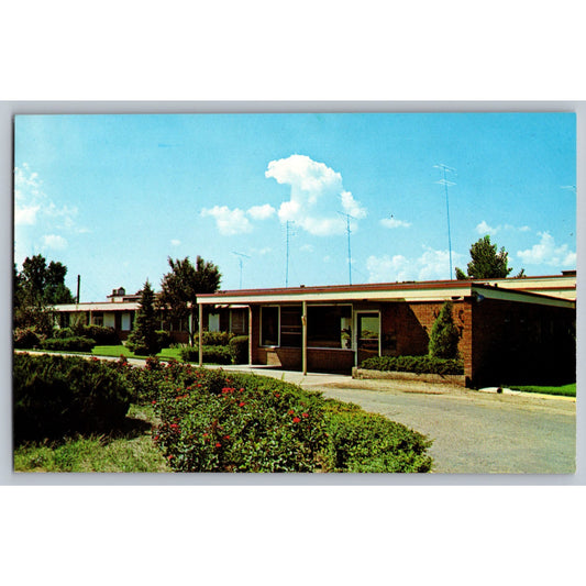 Las Vegas NM New Mexico Law Vegas Hospital 1950s Chrome Postcard Unused