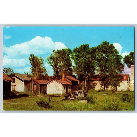 Fort Bridger WY Wyoming Old Fort Pioneer Trading Post Chrome Postcard Unused