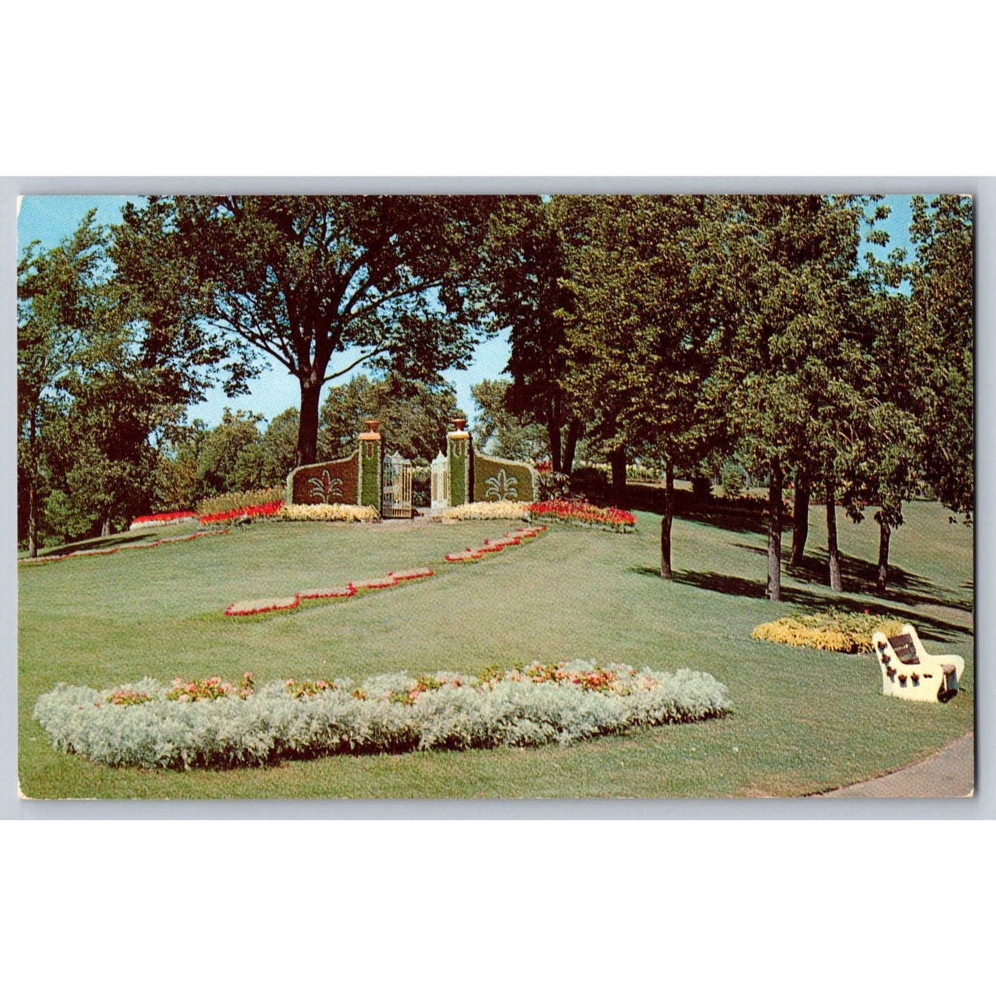 St Paul MN Minnesota Como Park Gates Ajar Chrome Postcard Unused