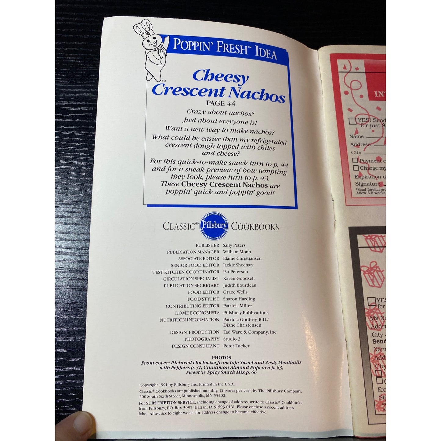 Pillsbury Classic Cookbooks Appetizers Snacks & Sweets January 1991 Edition