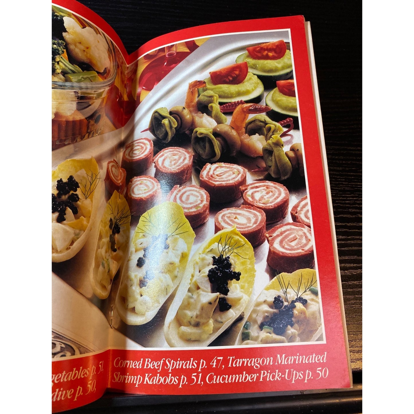 Pillsbury Classic Cookbooks Appetizers Snacks & Sweets January 1991 Edition