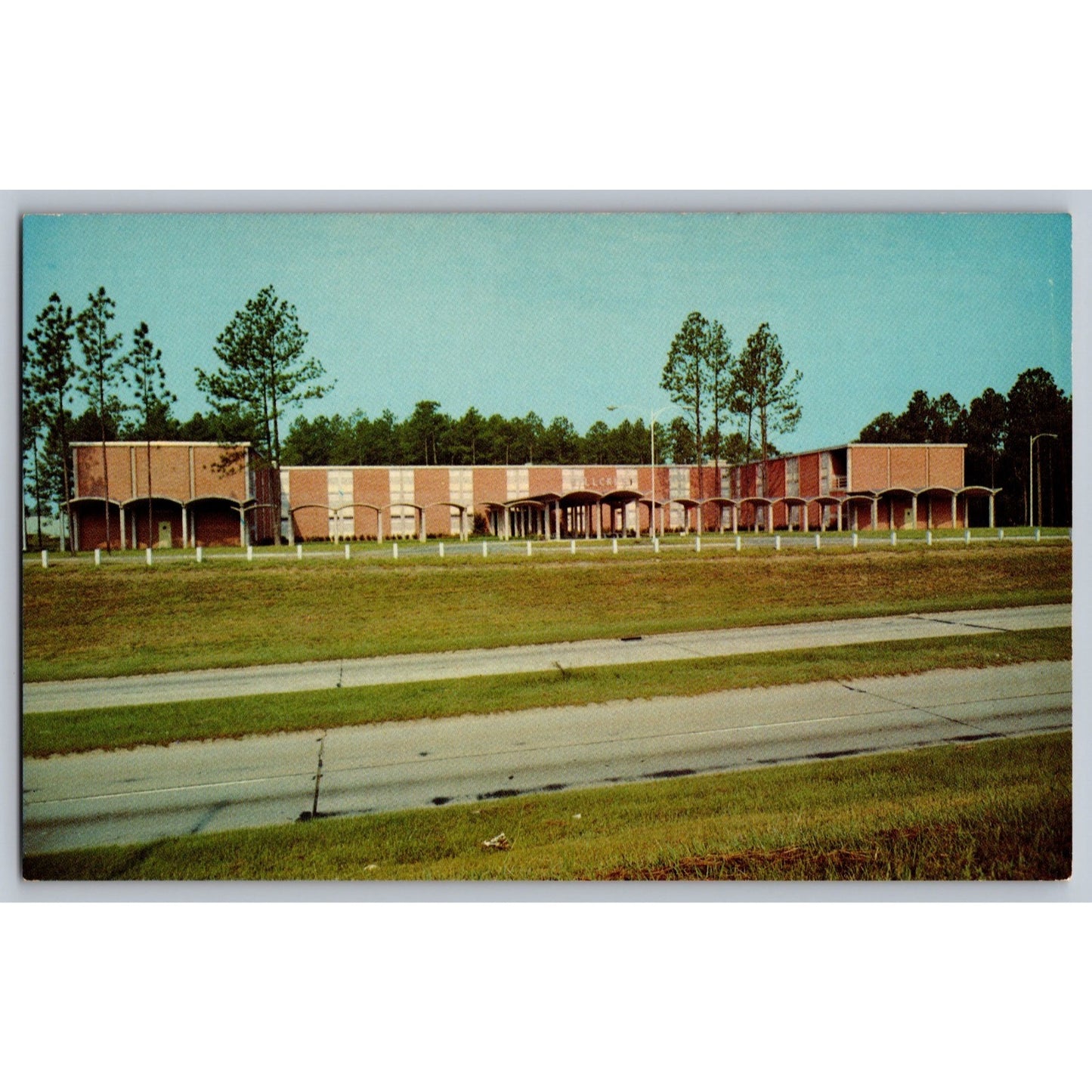 Hattiesburg MS Mississippi University of Southern Miss Hillcrest Dorms Postcard