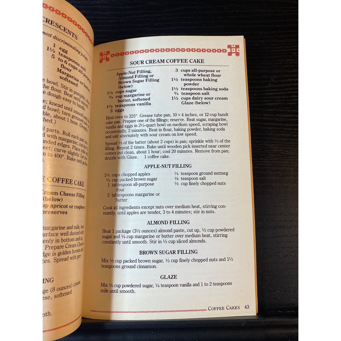 Betty Crockers Country Holidays Cookbook Booklet 1987 Heartwarming Holiday Recipes & Gift Ideas