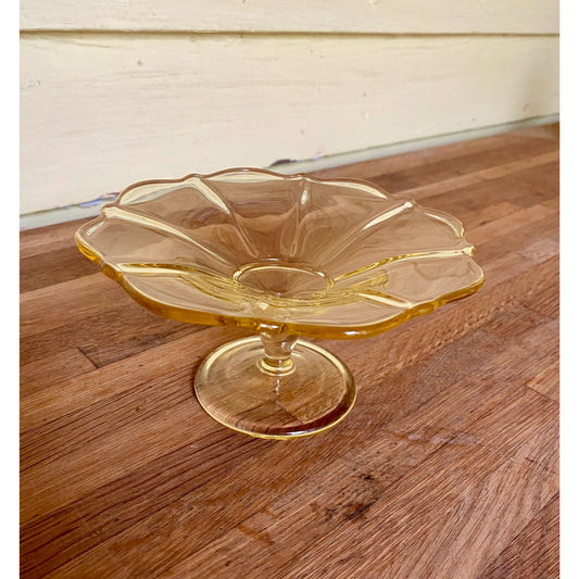 Fostoria Fairfax Yellow Glass Pedestal Compote Dish Scalloped Edge Decorative Tableware