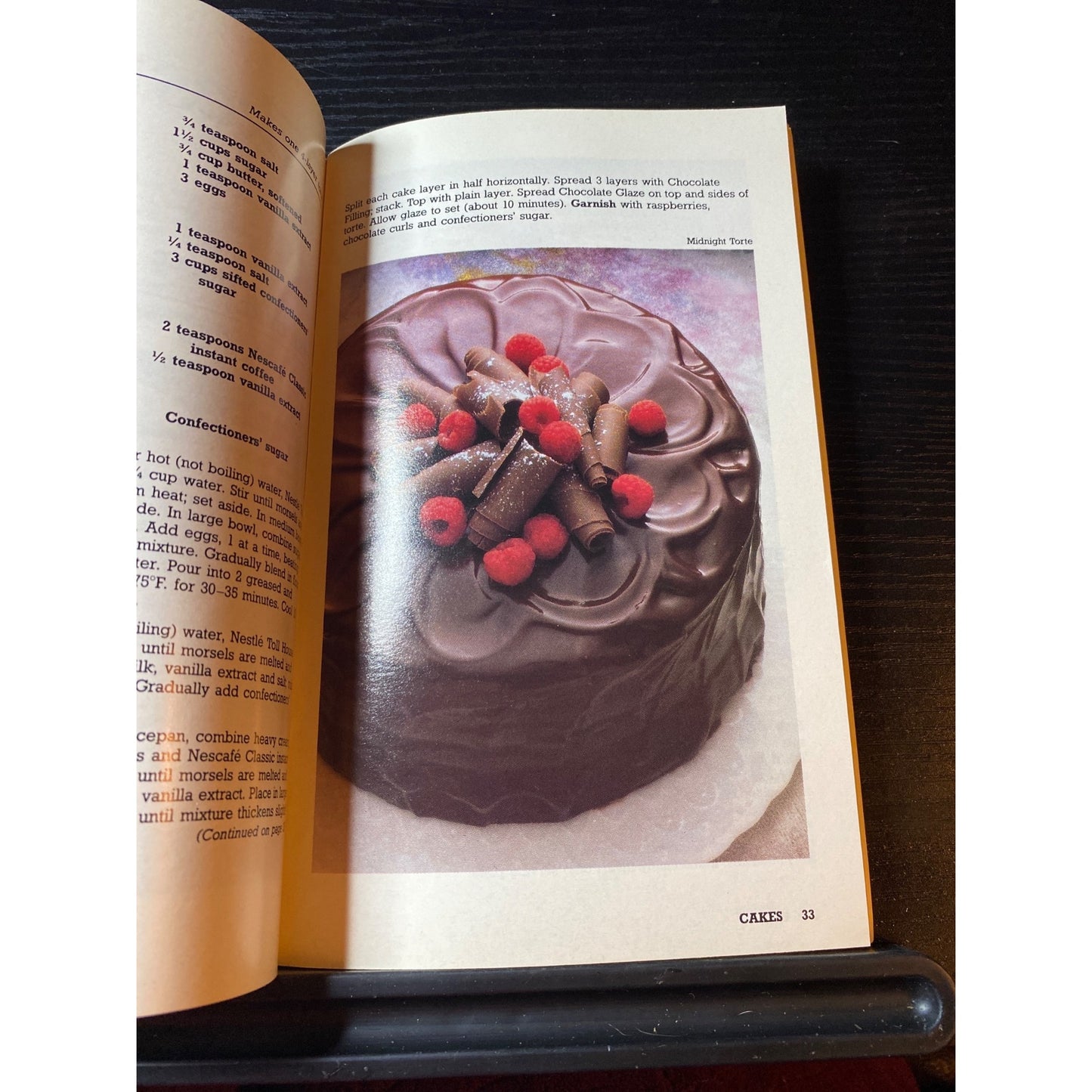 Favorite Recipes Nestle Toll House Sweet Treats Dessert Cookbook Booklet 1987