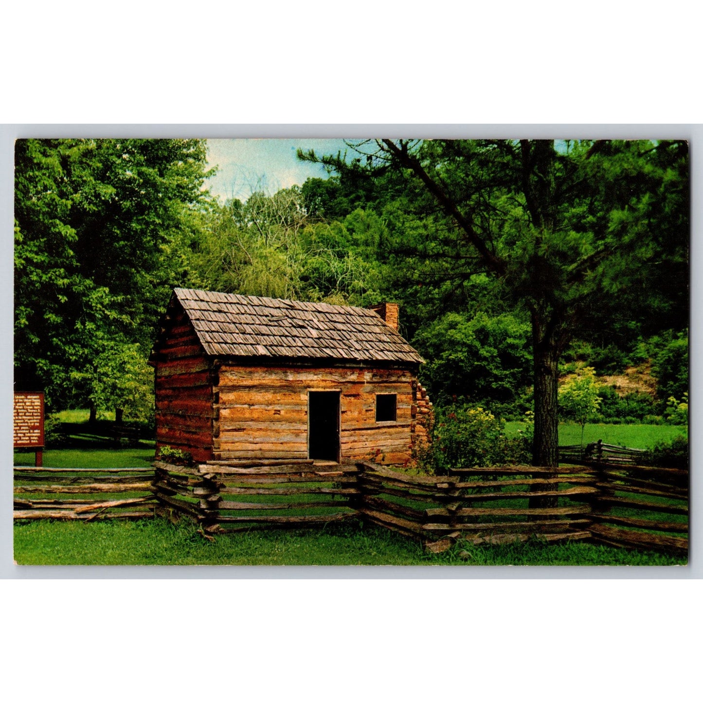 Hodgenville KY Abraham Lincolns Boyhood Home Chrome Postcard Unused
