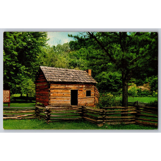 Hodgenville KY Abraham Lincolns Boyhood Home Chrome Postcard Unused