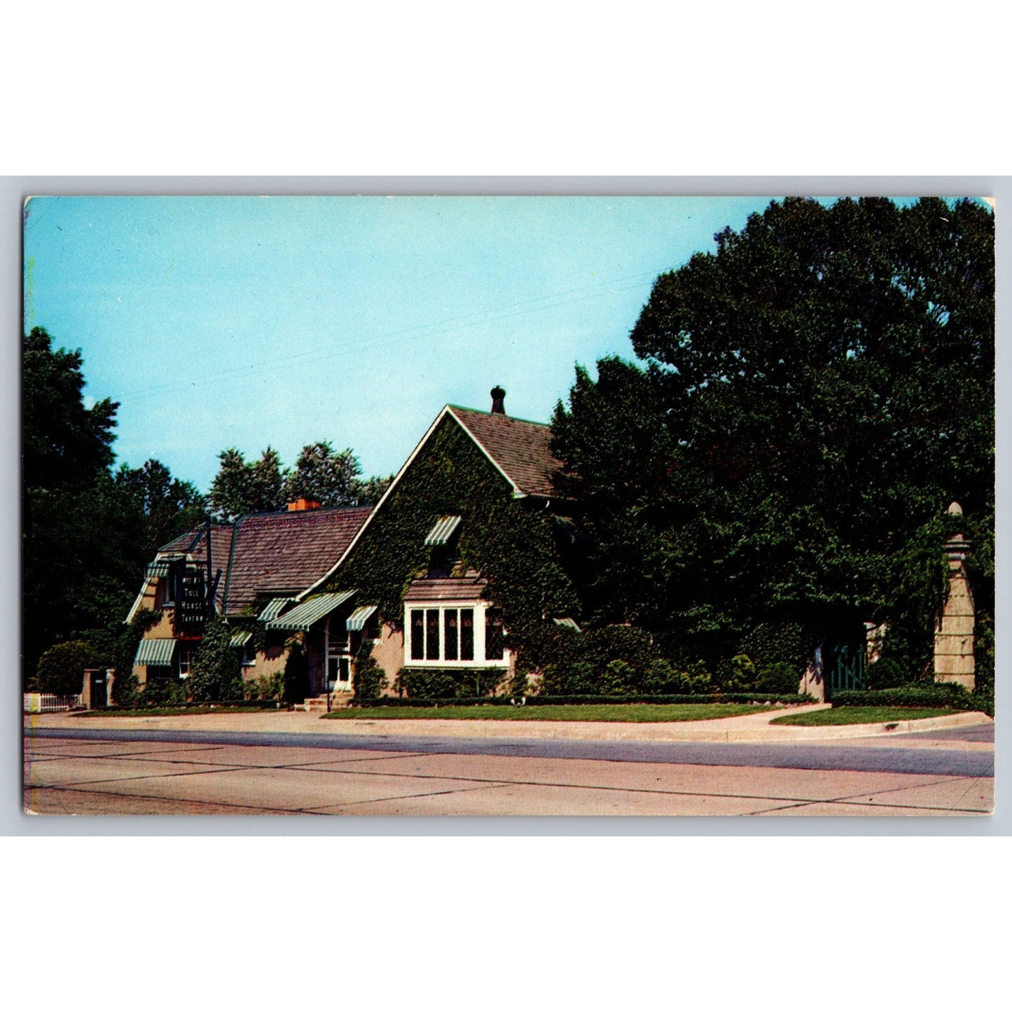 Silver Springs MD Maryland Mrs. K's Toll House Chrome Postcard Unused