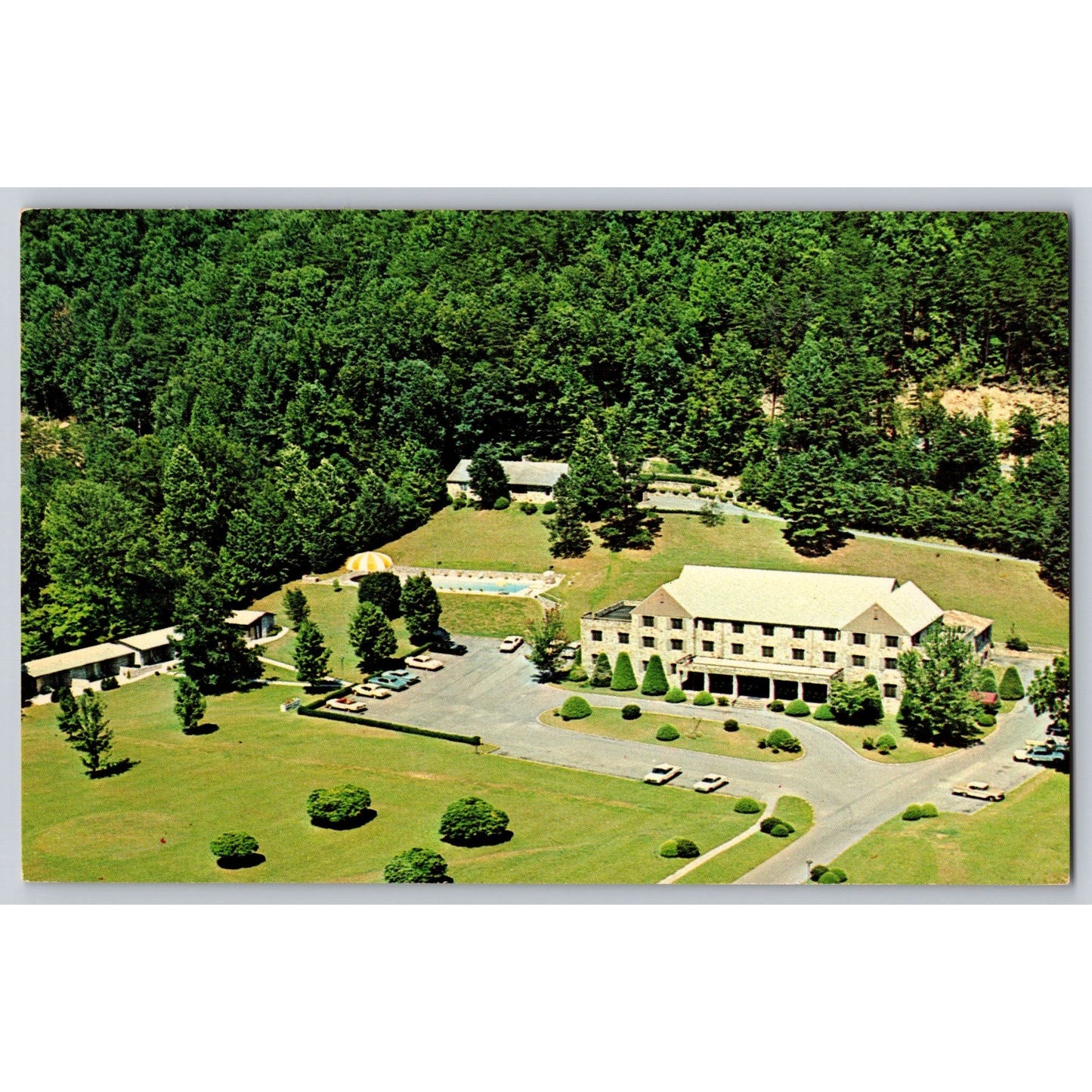 Gatlinburg TN Tennessee Hotel Greystone & Patio Rooms Chrome Postcard Unused