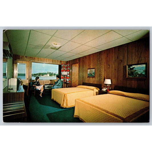 Alexandria Bay NY New York Captain Thomson's Motor Lodge Chrome Postcard Unused