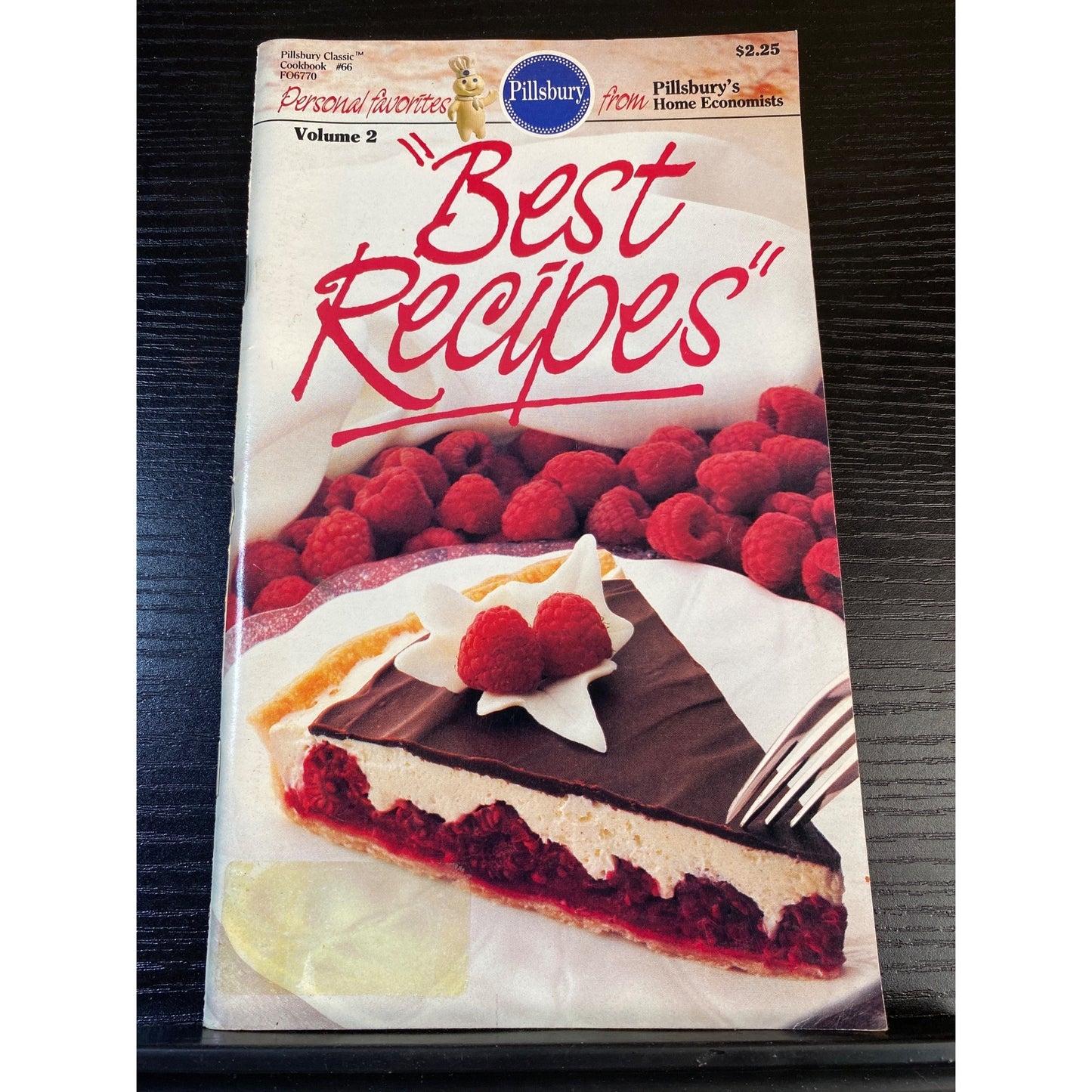 Pillsbury Classic Best Recipes Cookbook Booklet 1986 Apps Mains Sides Desserts