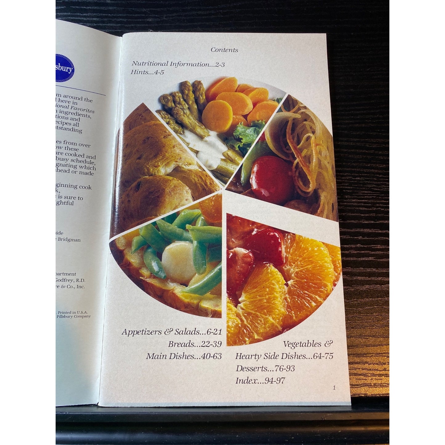 Pillsbury International Favorites Cookbook Booklet Recipes From 32 Countries Vintage 1983