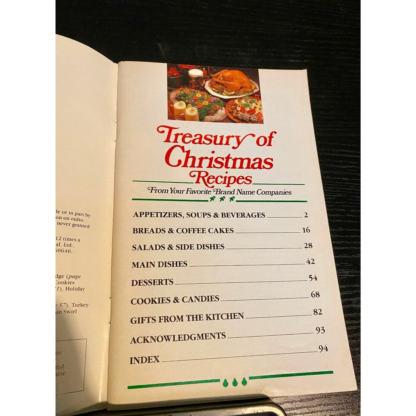 Favorite Recipes 1989 Holiday Cookbook Booklet Treasury of Christmas Recipes