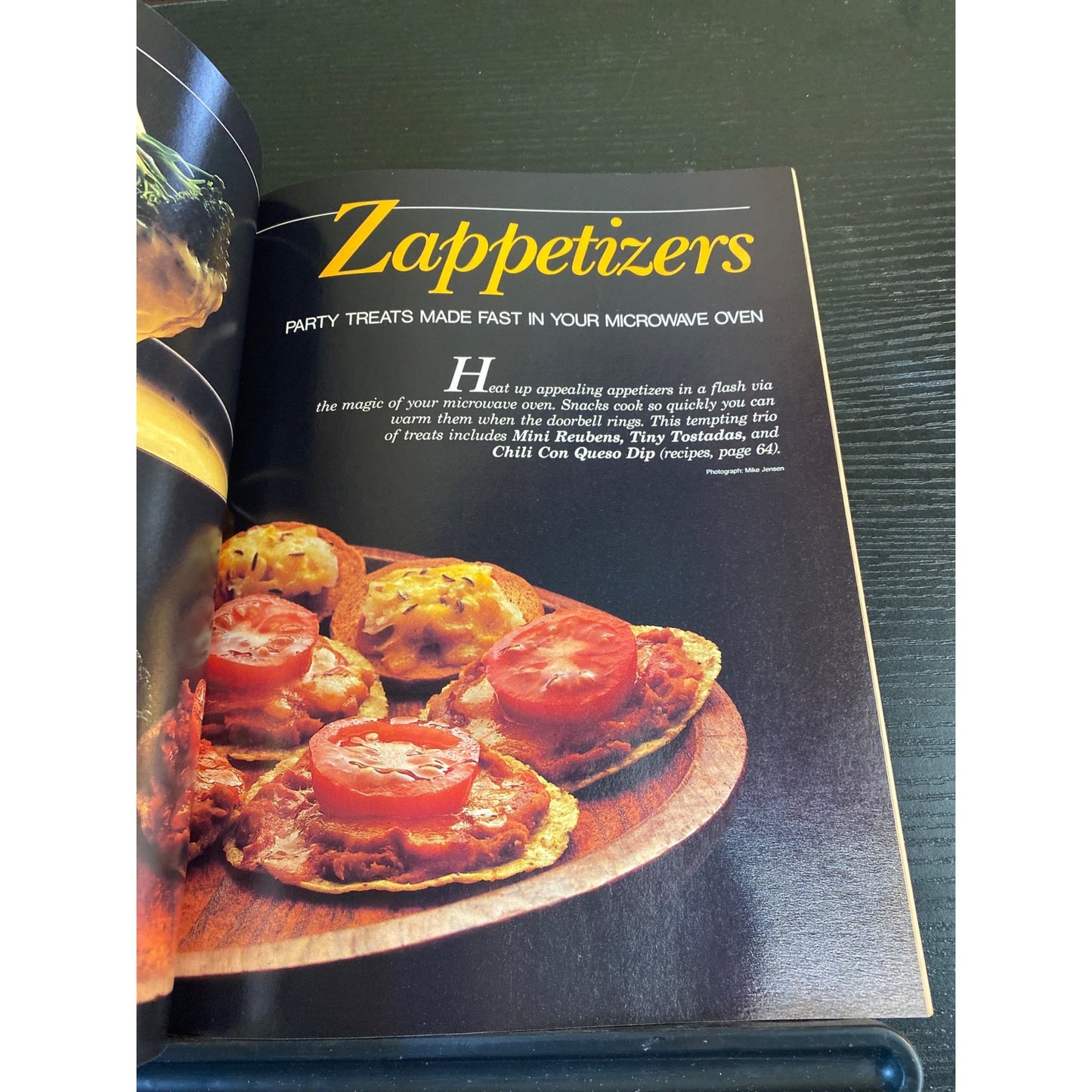 Better Homes & Gardens Magazine 1987 Holiday Appetizers Bite Size Recipes Party