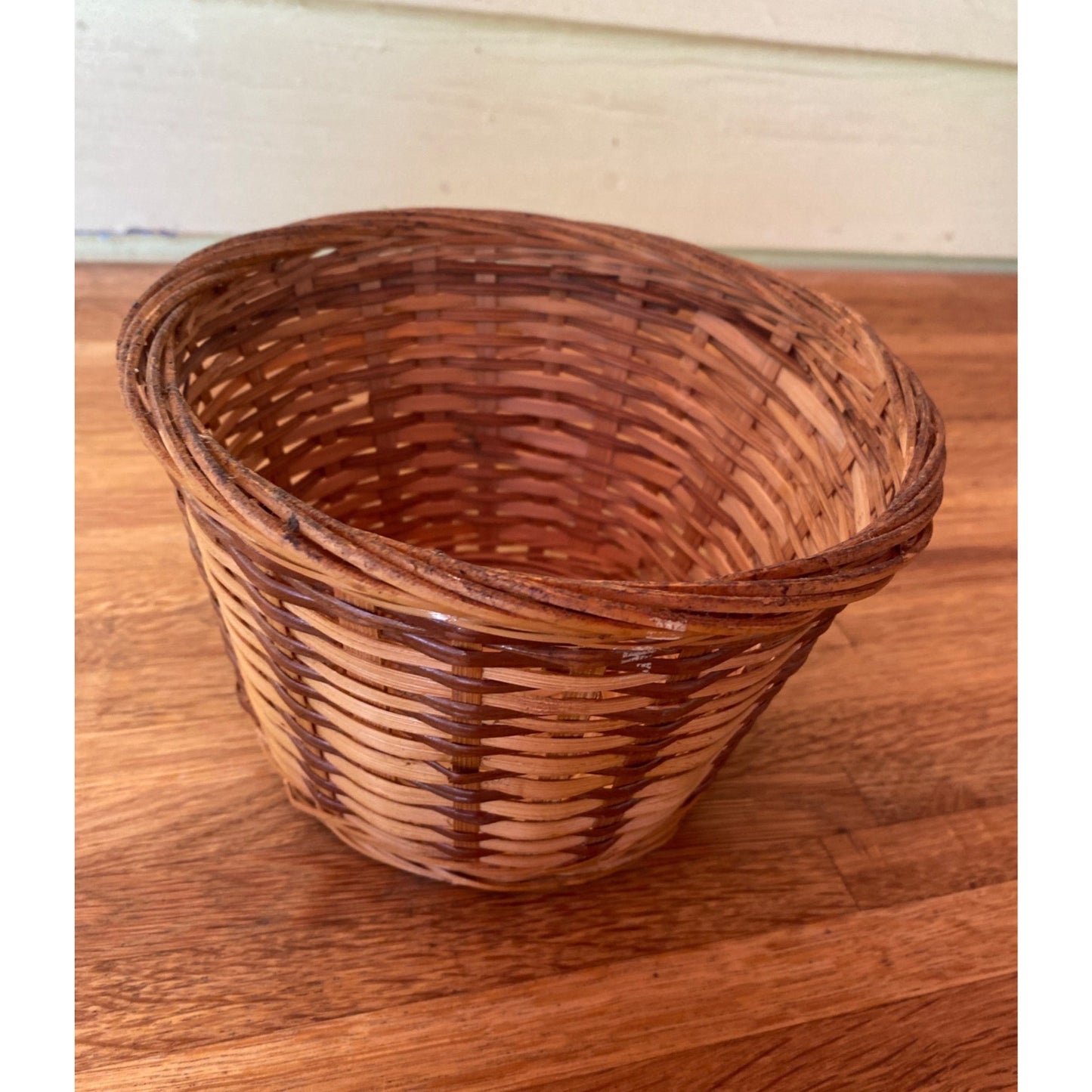 Small Handwoven Rattan Basket Cover Pot For Plants, Storage Or Decor 4.25" Tall X 6.75" Diameter