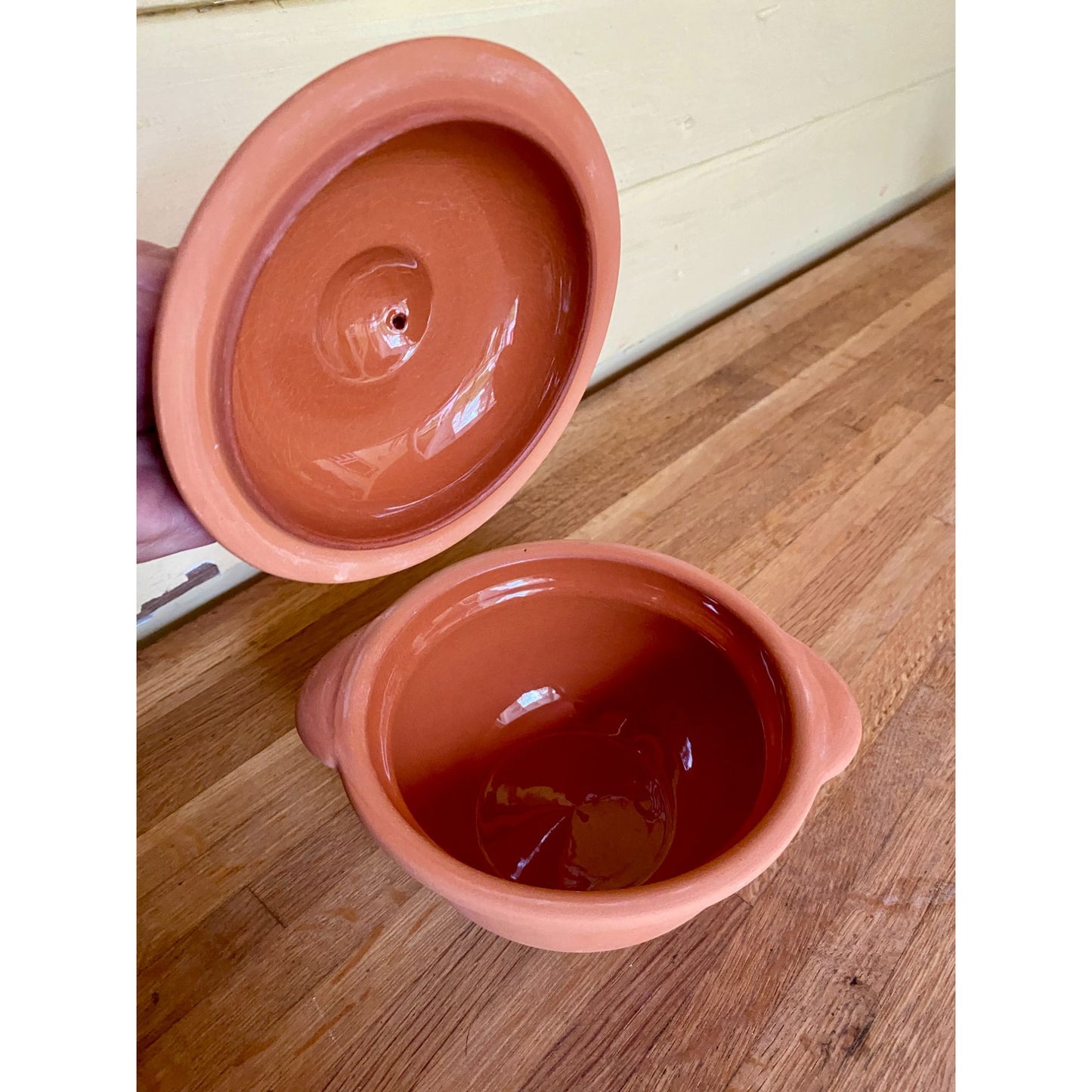 Terracotta Clay Casserole Dish With Lid Rustic Finish 2 Cup Capacity