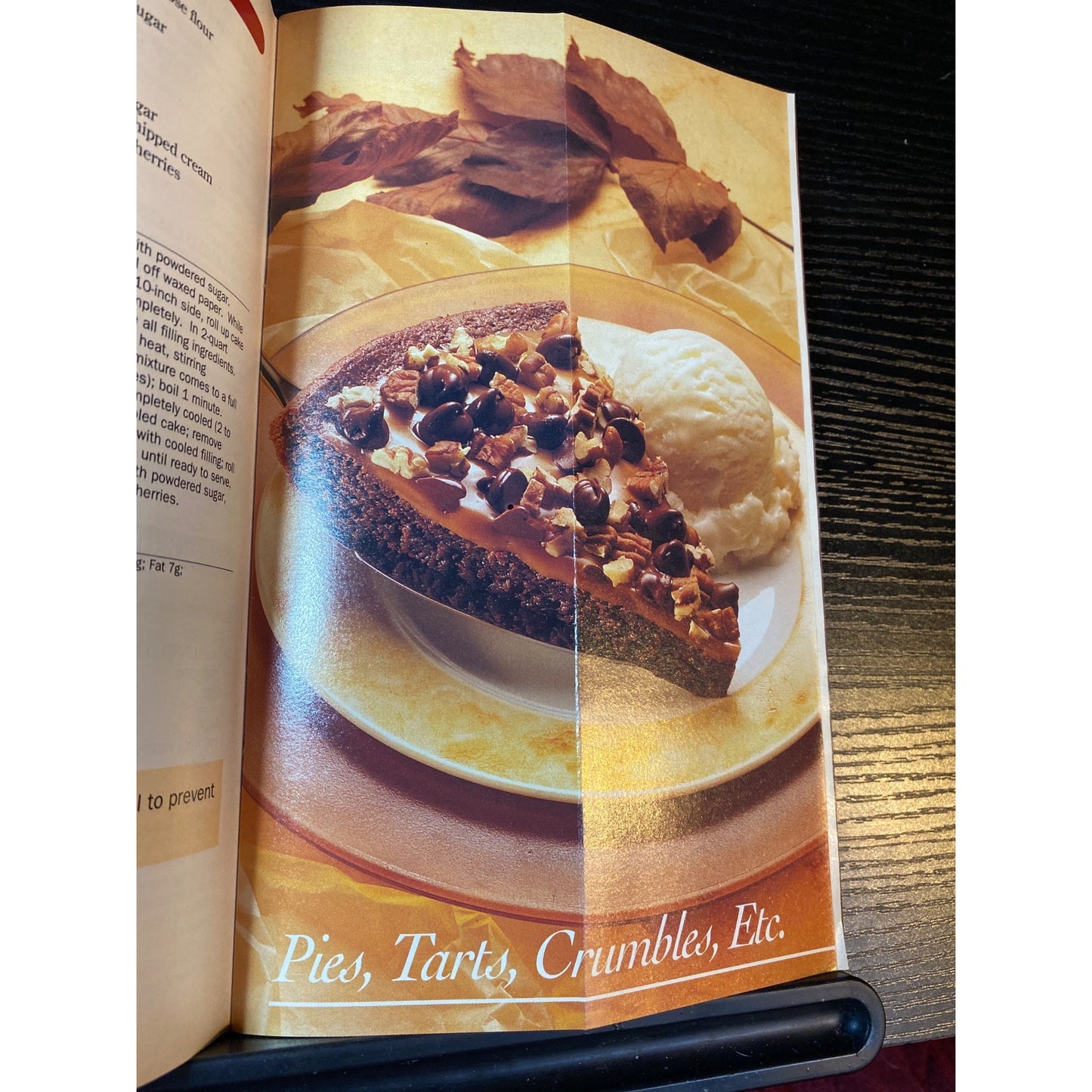 Land O Lakes Recipes Our Best Desserts Cookbook Booklet Vol 1 Issue 2 1992