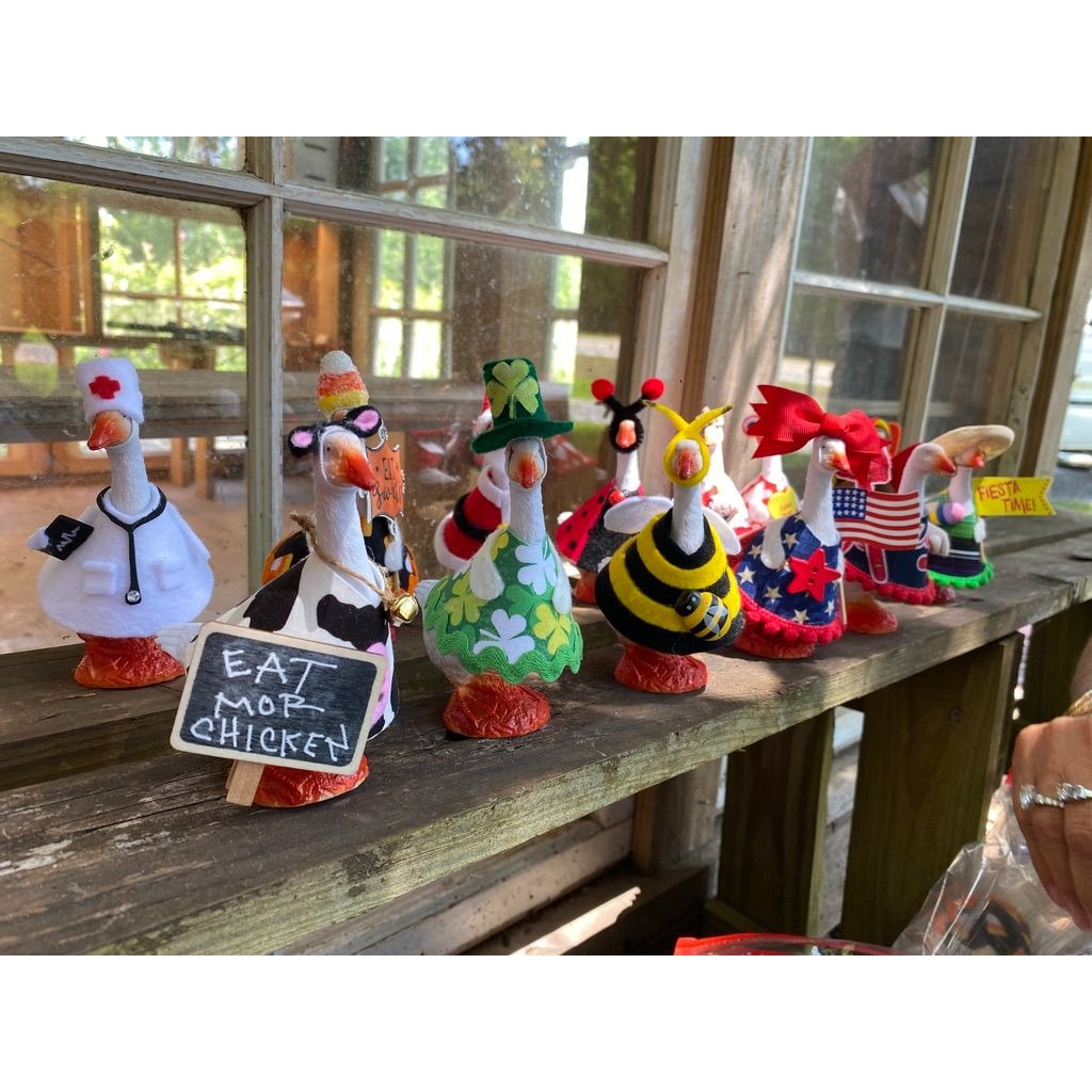 Happy Fall Y'all - 4" Goose Figurine With Handcrafted Outfit For Home Or Office Décor