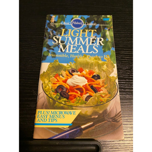 Pillsbury Classic Cookbook Booklet 1987 Light Summer Meals Microwave Easy