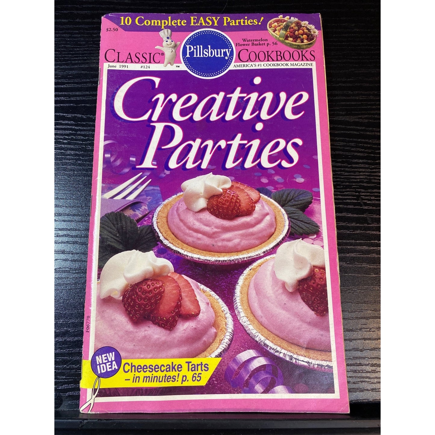 Pillsbury Classic Cookbook Booklet Creative Parties June 1991