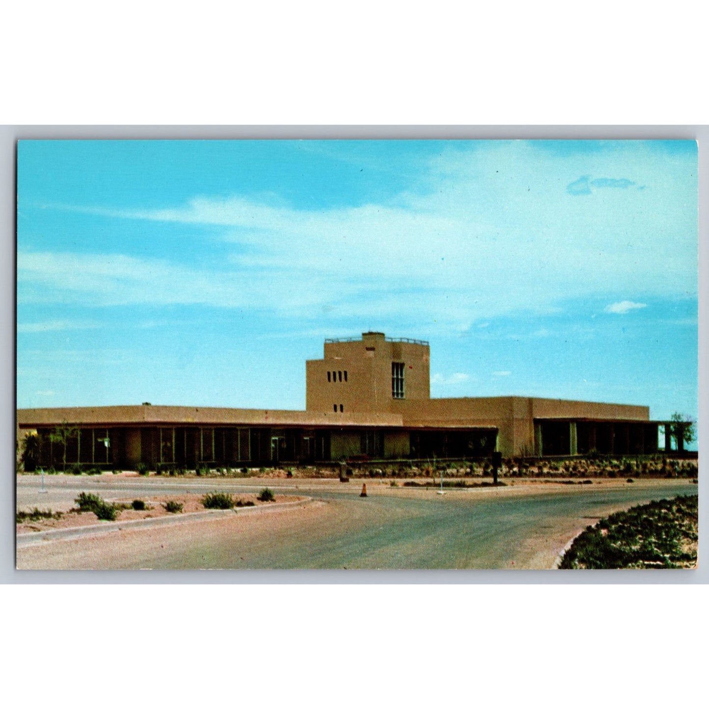 Carlsbad NM New Mexico Caverns National Park Visitor Center 1957 Postcard Unused