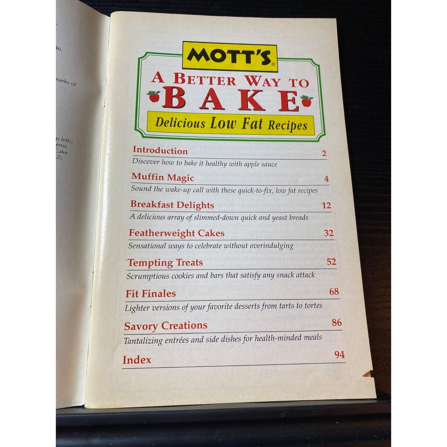 Motts A Better Way To Bake Delicious Low Fat Recipes Cookbook Booklet 1994