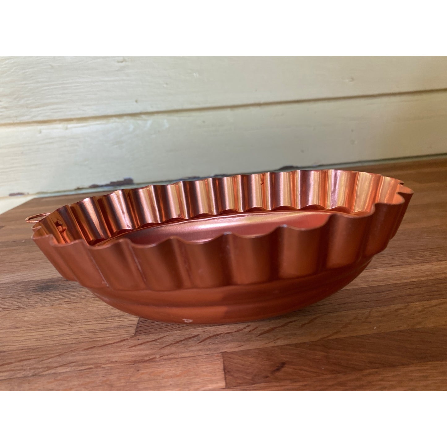 Copper Tone Oval Fluted Jello Food Mold 2.5 Cup Baking Wall Decor Hanging Loop
