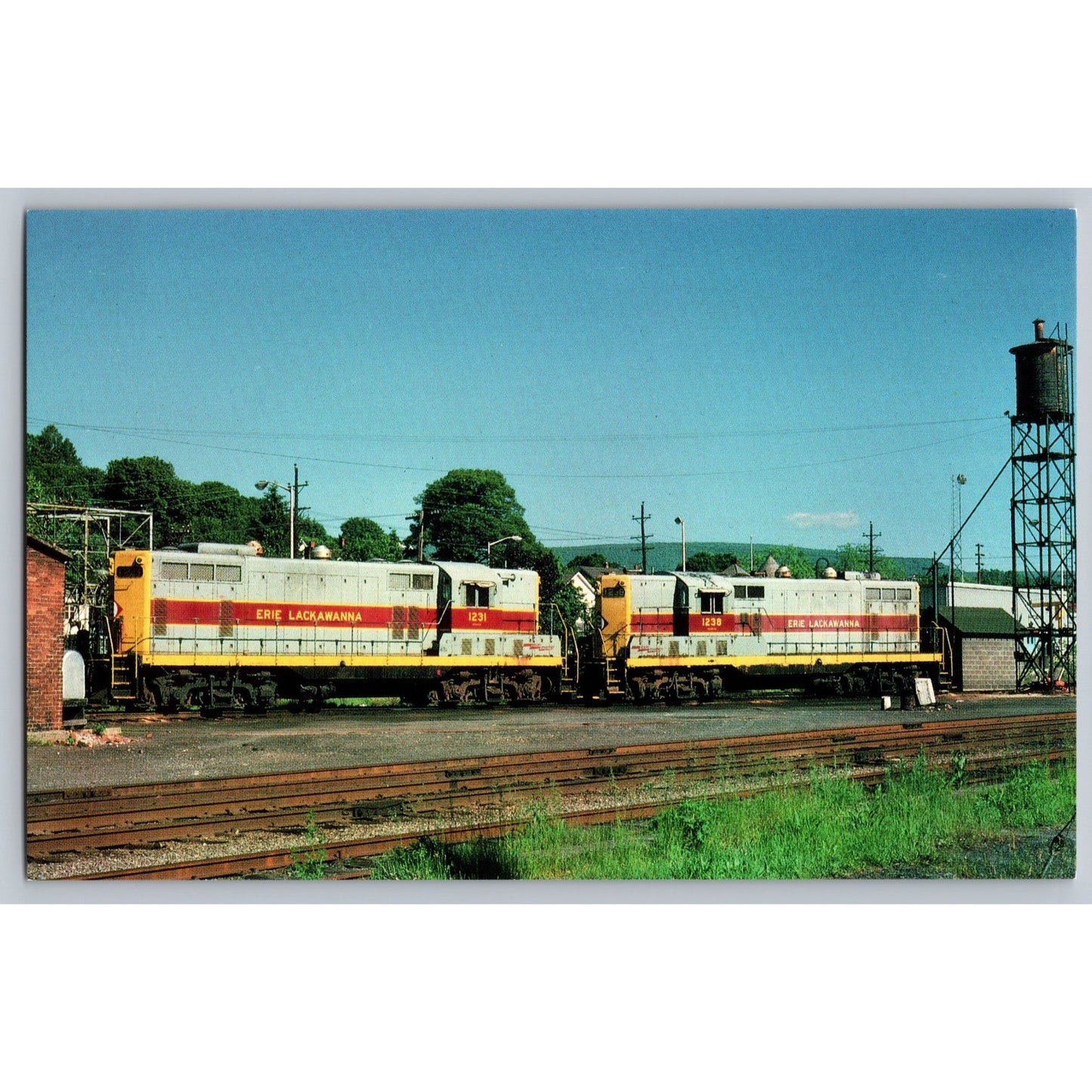 Bangor PA Pennsylvania Erie Lackawanna GP-7 Locomotives 1976 Chrome postcard