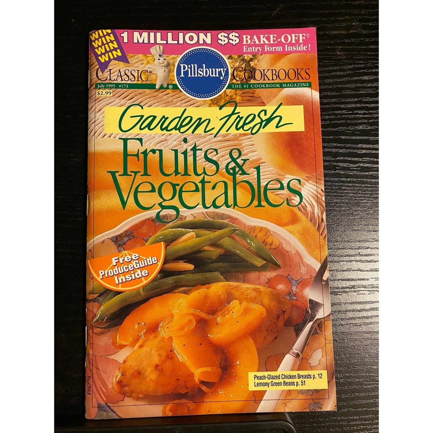 Pillsbury Classic Cookbook Booklet Jul 1995 #173 Garden Fresh Fruits Vegetables