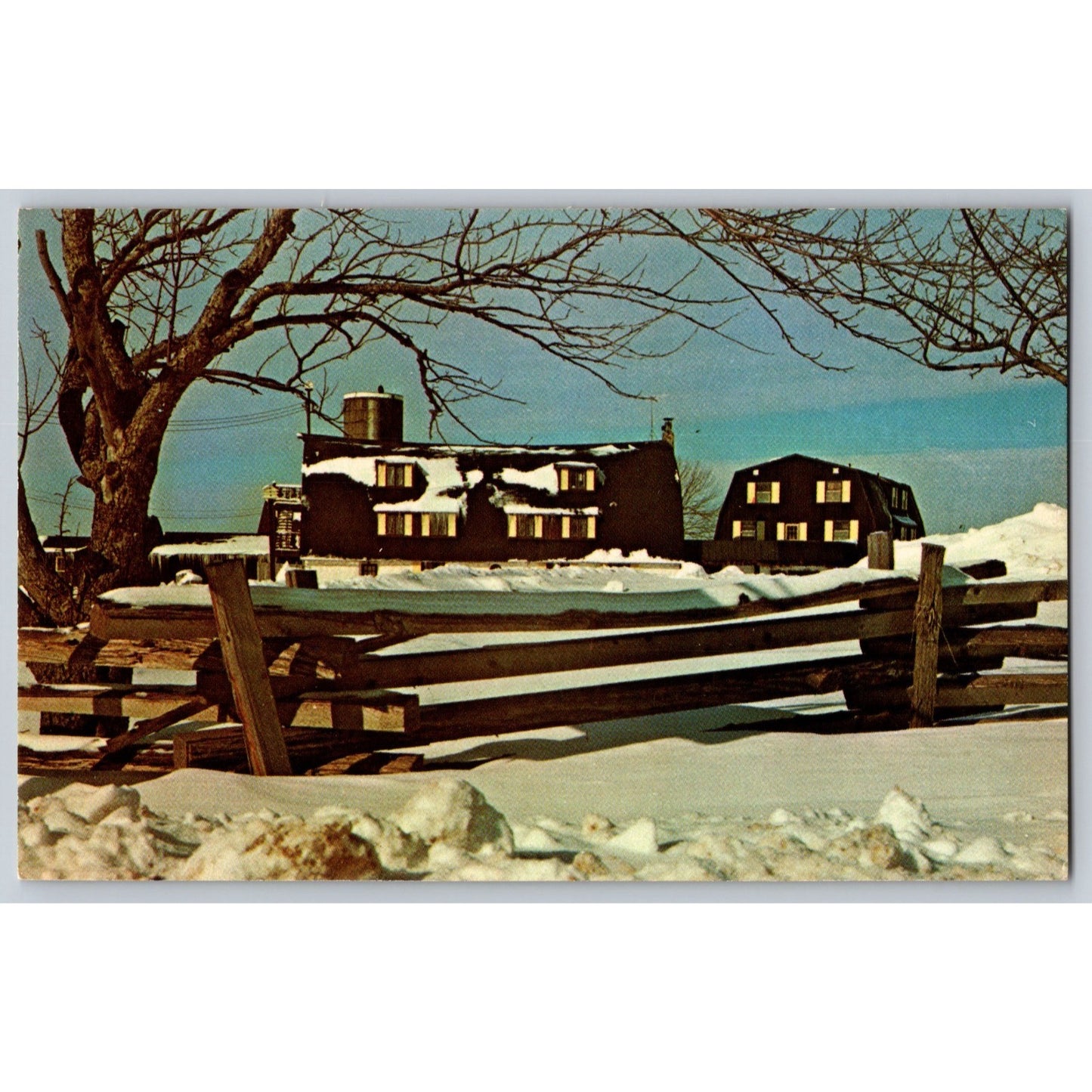 Wakefield MI Michigan Indianhead Lodge Indian Head Chrome Postcard Unused