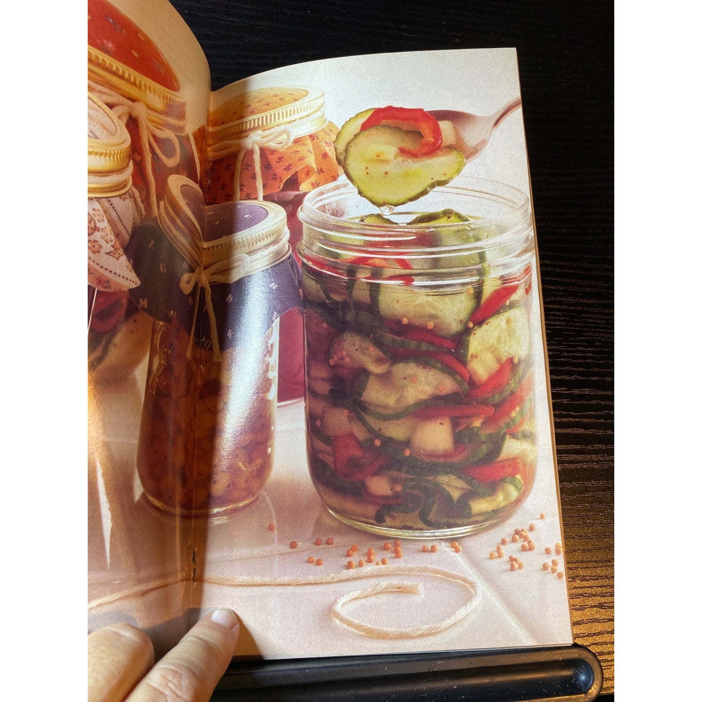 Pillsbury Family Favorite Recipes Cookbook 1986 Home Cooking at its Easiest