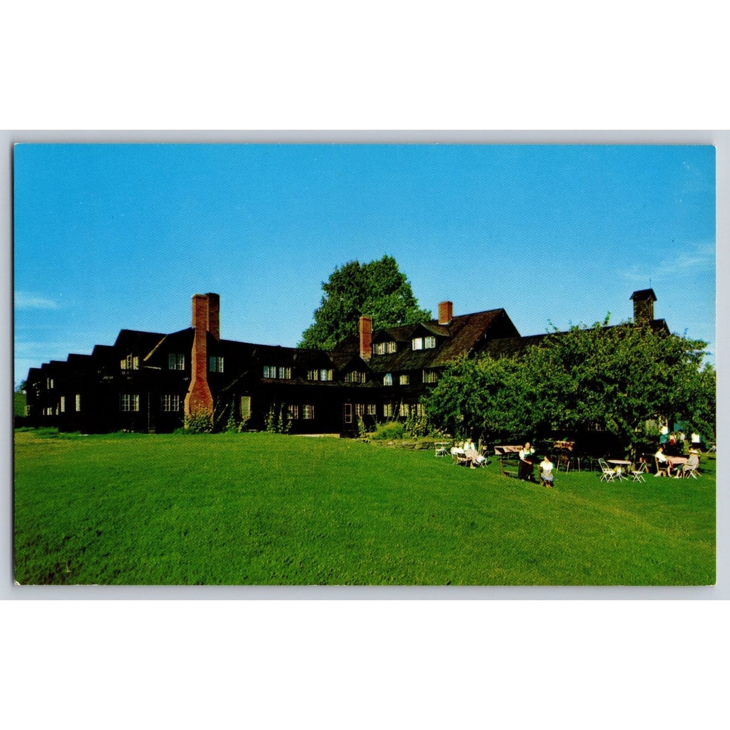 Stowe VT Vermont Trapp Family Lodge Chrome Postcard Unused Mike Roberts