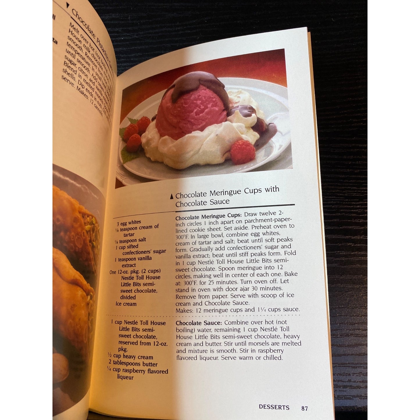 Nestle Toll House Recipe Collection Cookbook 1987 Favorite Recipes Booklet