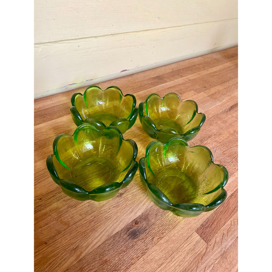 Indiana Glass Luau Lotus Lime Salad Petal Bowls Scalloped Set Of 4