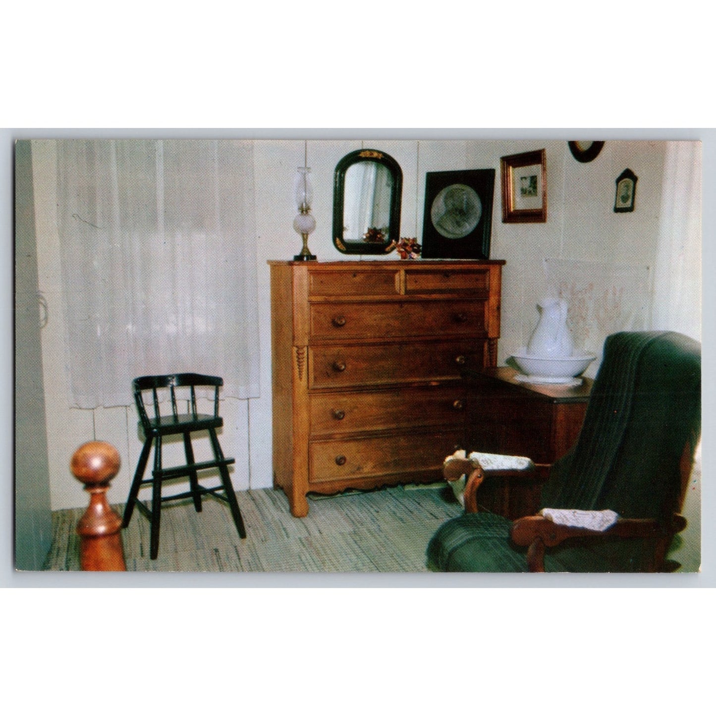 West Branch IA Iowa Herbert Hoover Birthplace Bedroom Chrome Postcard Unused