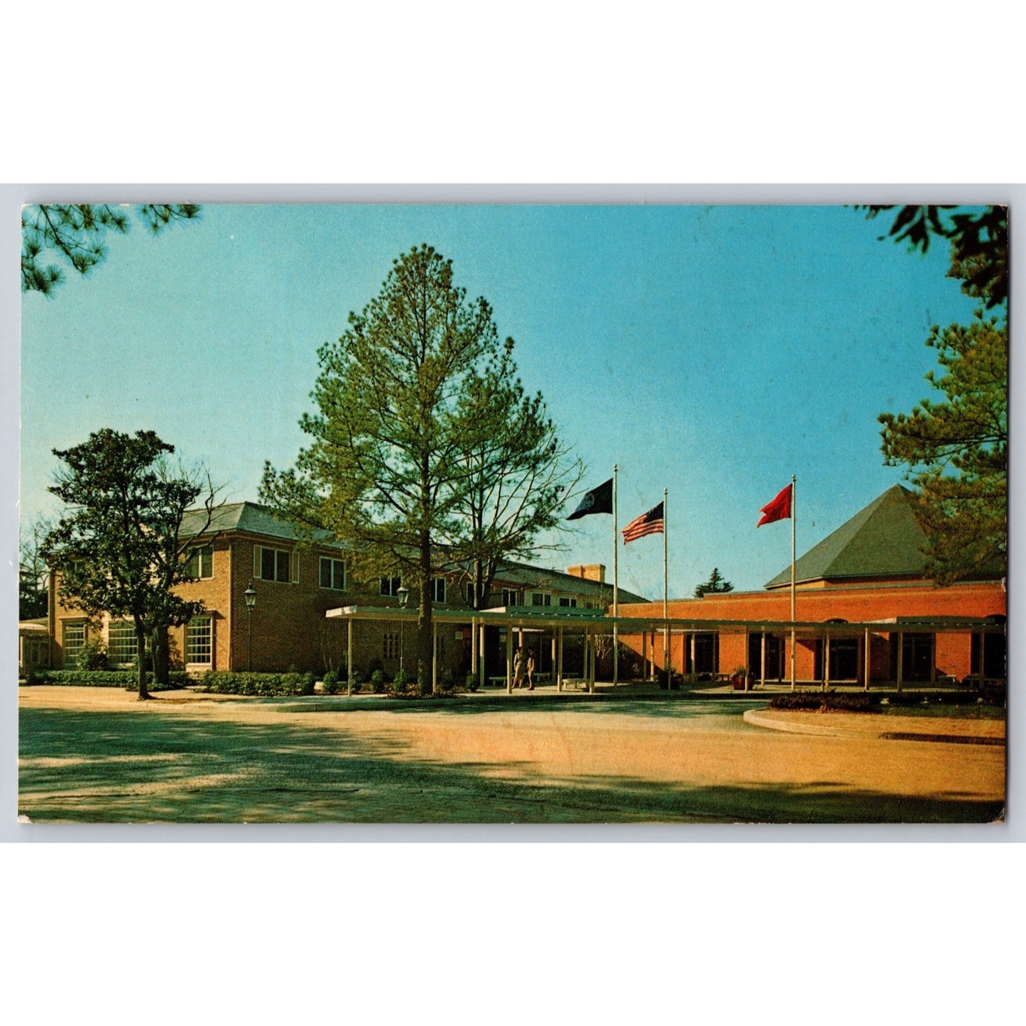 Williamsburg VA Virginia Lodge Colonial Capital View Chrome Postcard