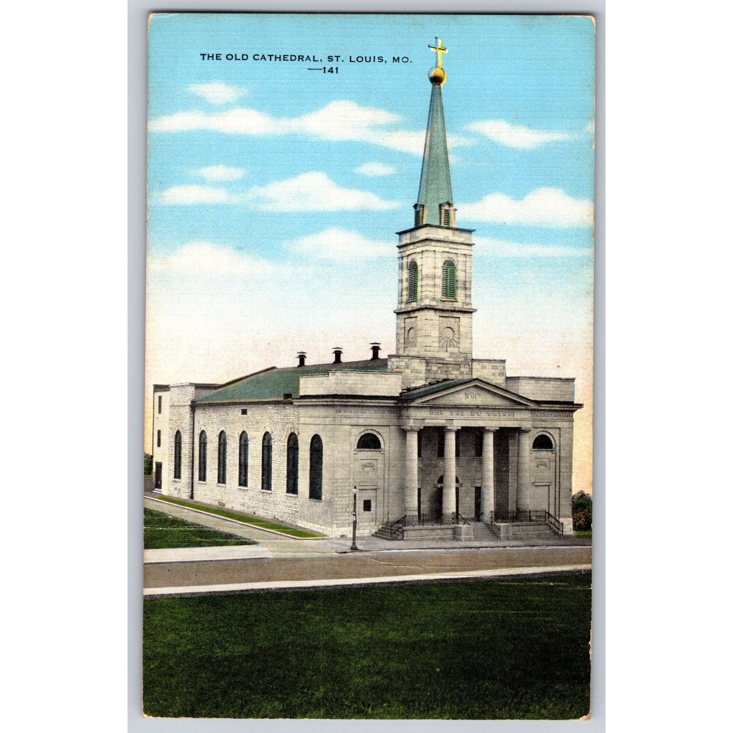 St Louis MO Missouri Basilica The Old Cathedral 1930s Linen Postcard Unused