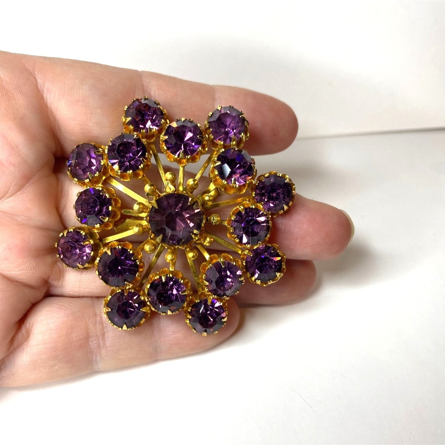 Vintage Amethyst Purple Rhinestone Gold-Tone Starburst Brooch Pin Mid-Century