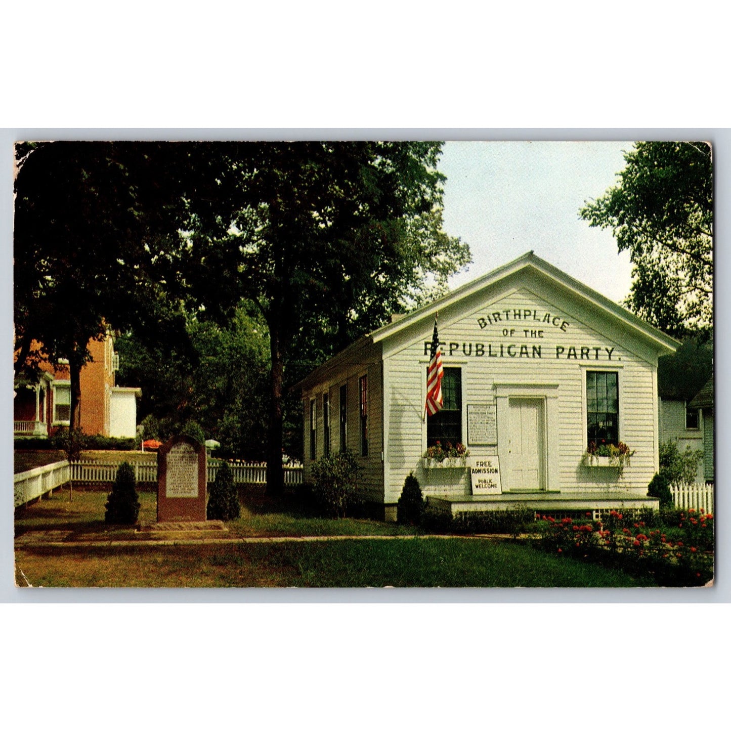 Ripon WI Wisconsin Birthplace of the Republican Party Chrome Postcard Unused