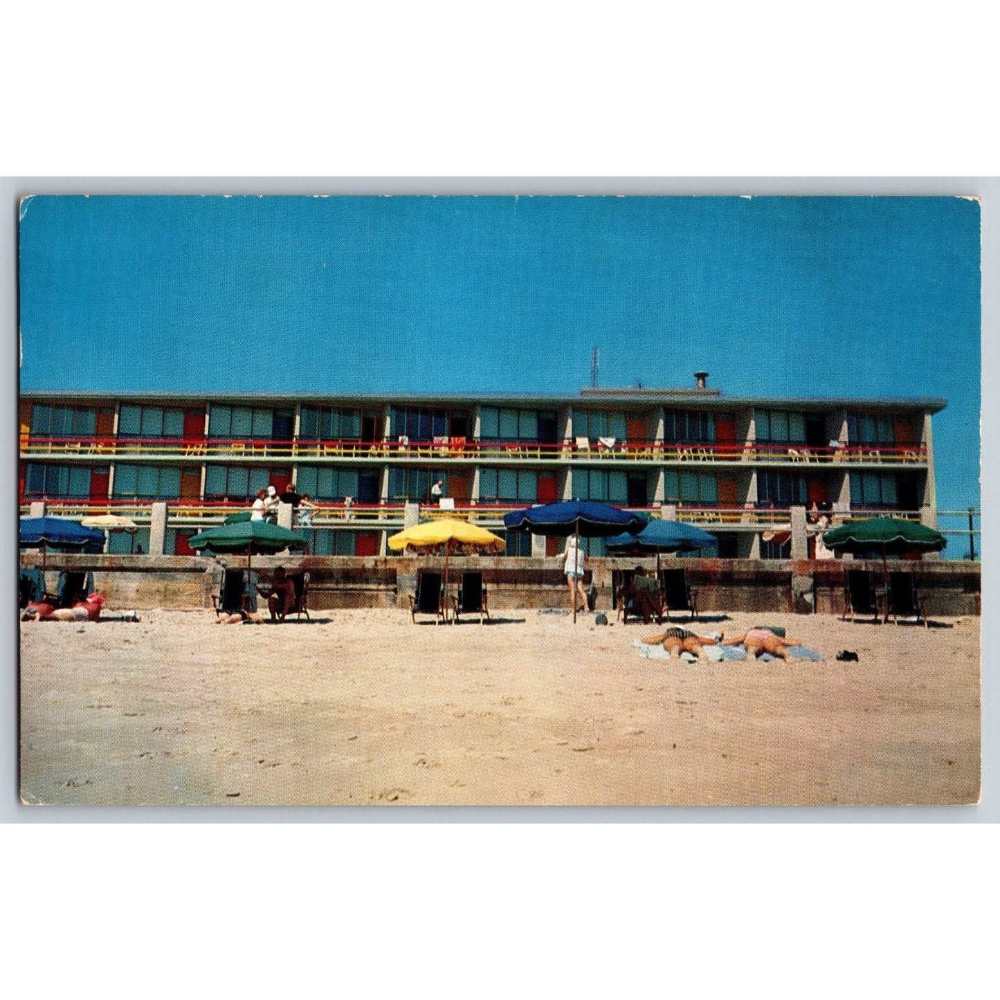 Virginia Beach VA Holiday Sands Oceanfront Motel 1965 Chrome Postcard Used