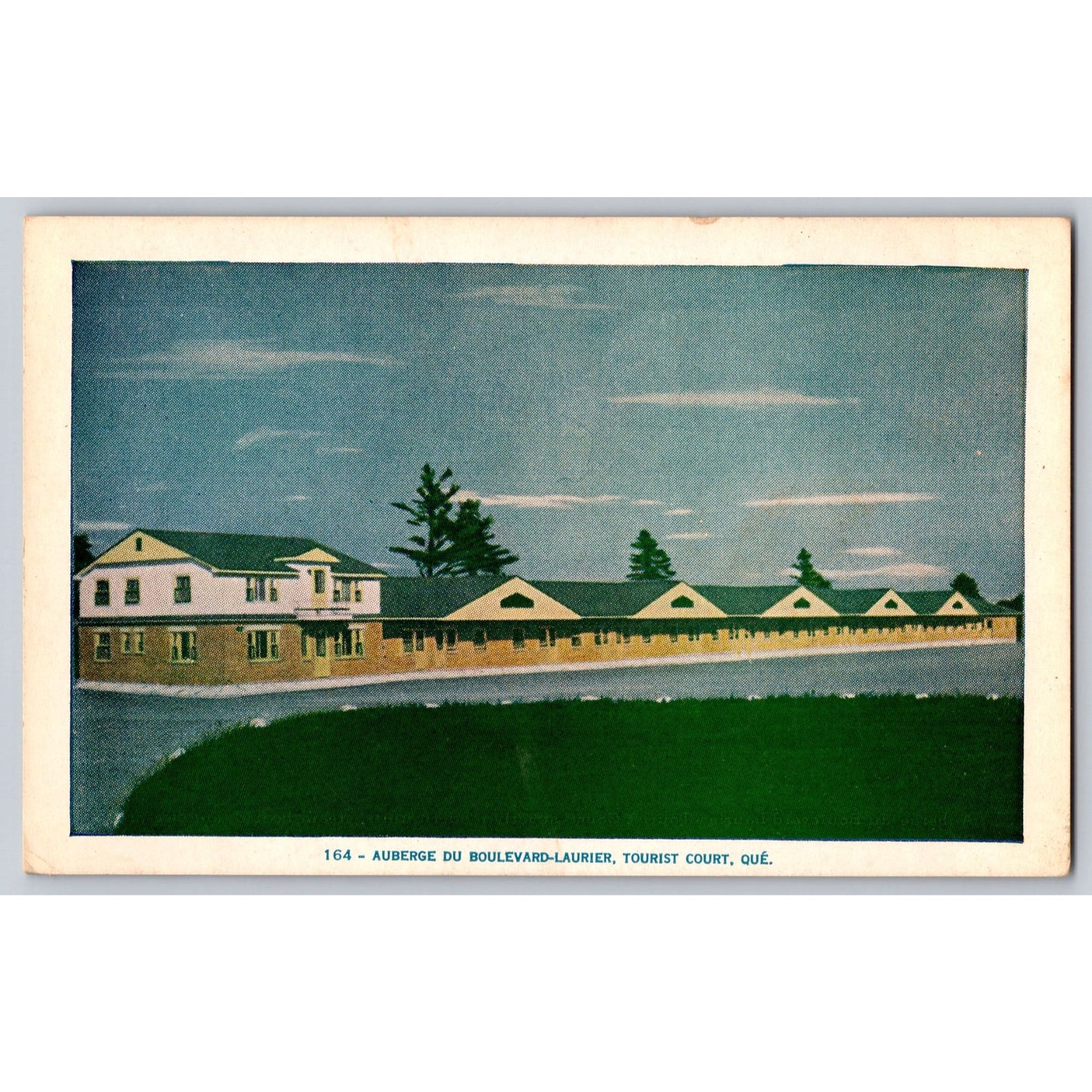 Postcard Canada Québec Auberge Du Boulevard-Laurier Tourist Court Motel