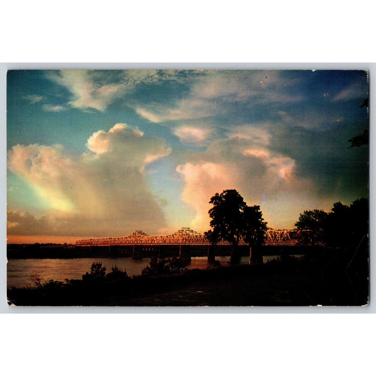 Postcard AR Arkansas Memphis Eastern Gateway to Arkansas Chrome Used